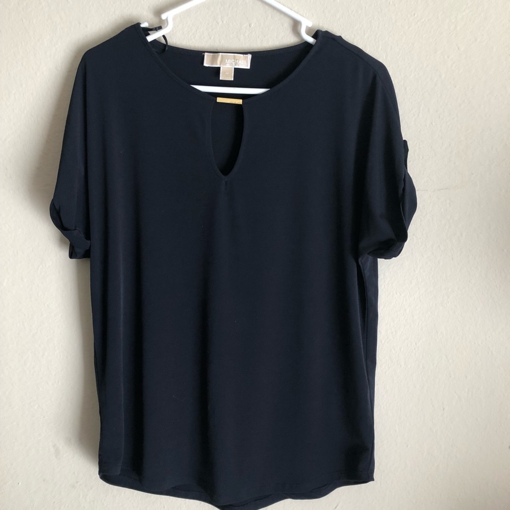 •Michael Kors• Keyhole Navy blue Top